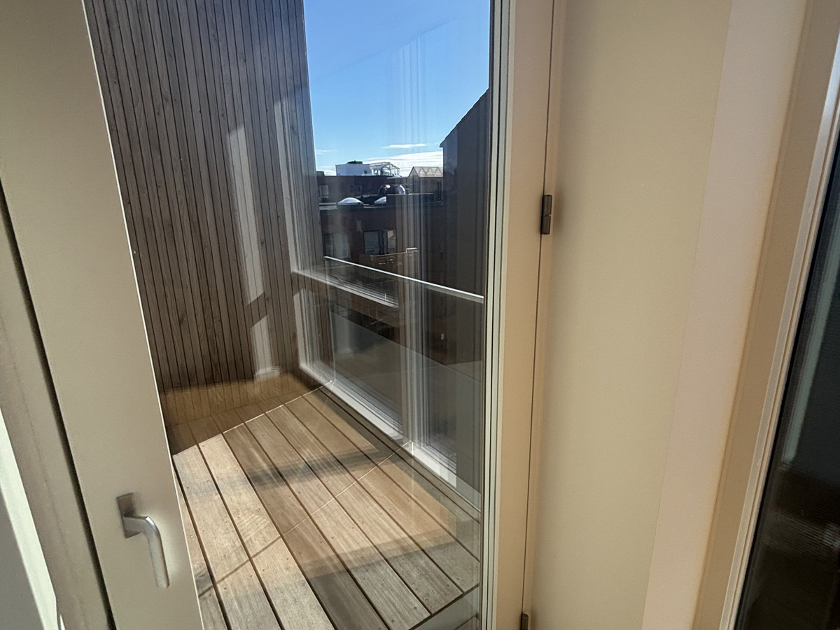 20250925 095410404 Ios